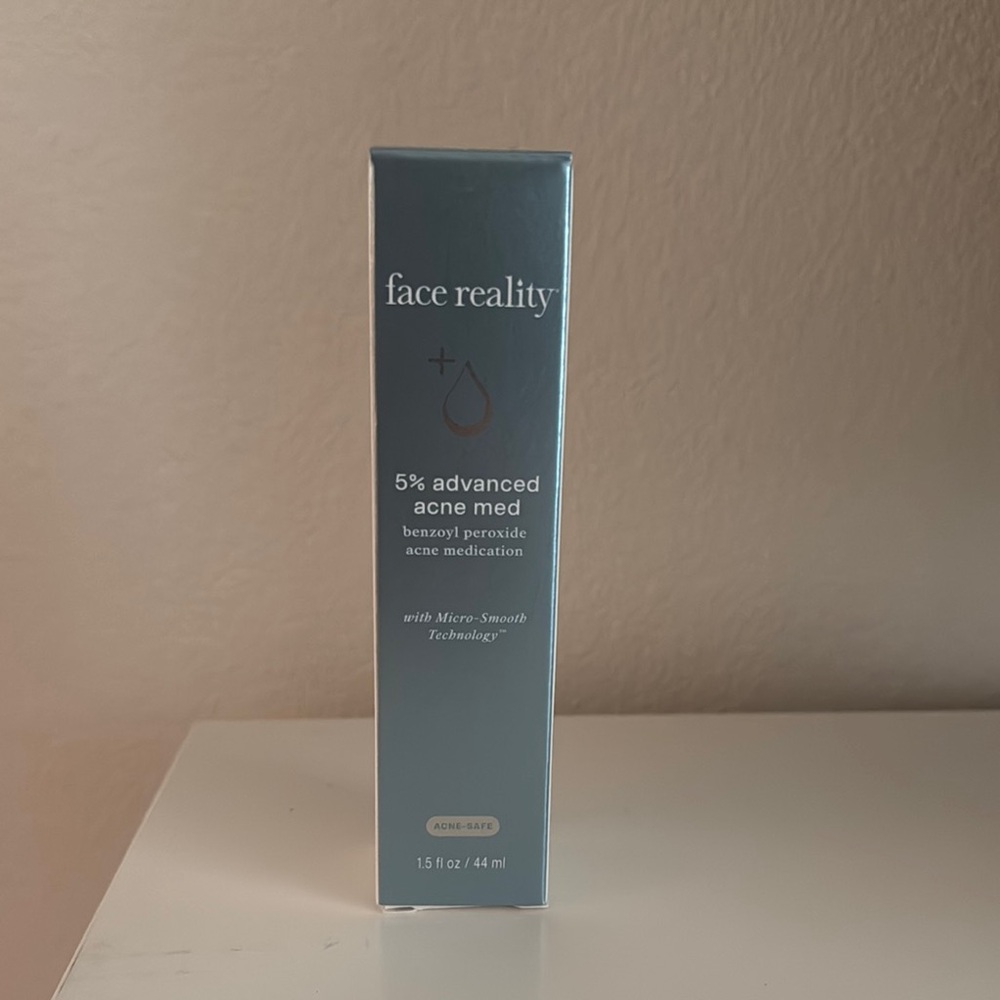 Blue Acne & Blemish Skincare Collection